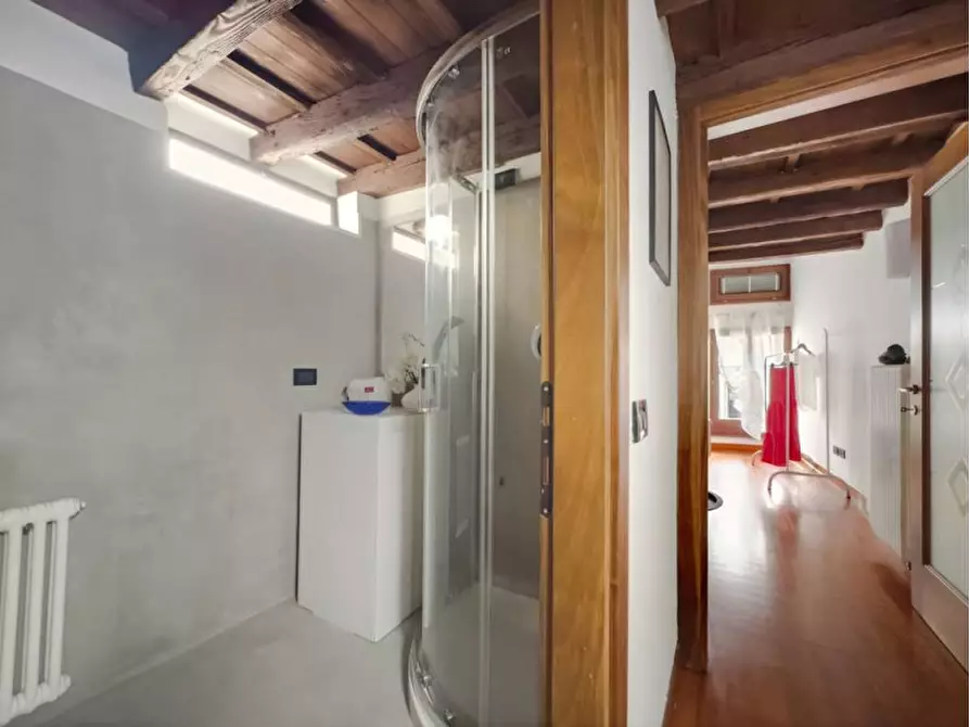 Immagine 26 di Attico in vendita  a Vicenza