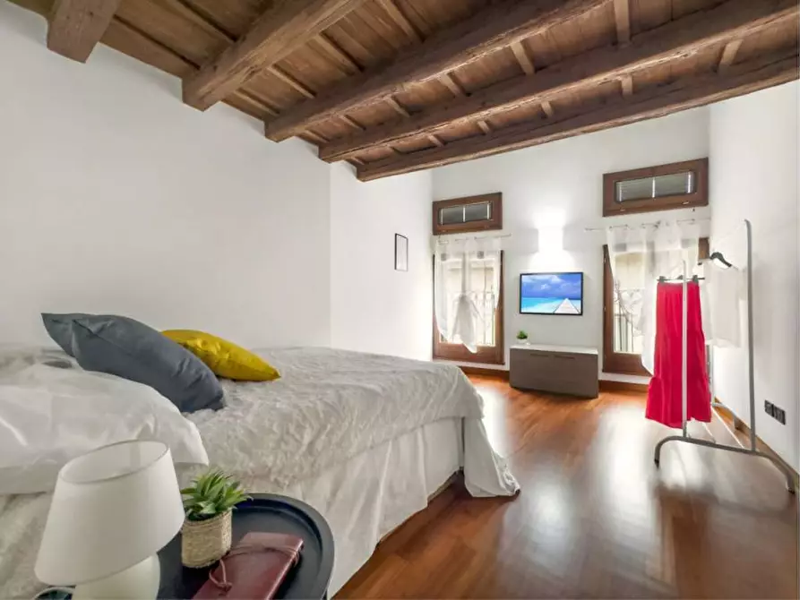 Immagine 27 di Attico in vendita  a Vicenza