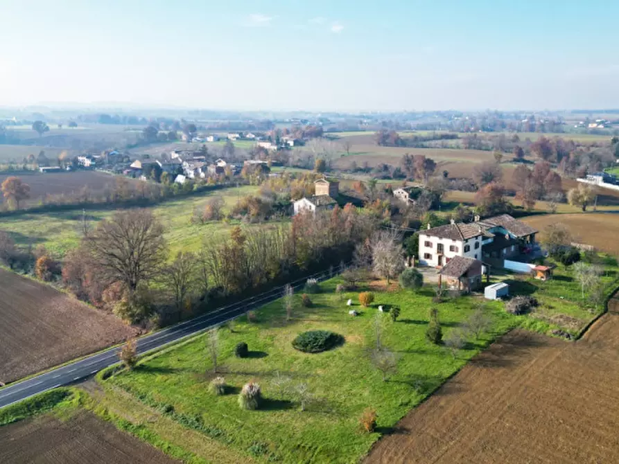 Immagine 1 di Casa indipendente in vendita  a Alseno