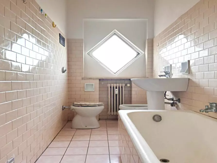 Immagine 9 di Appartamento in vendita  a Fiorenzuola D'arda