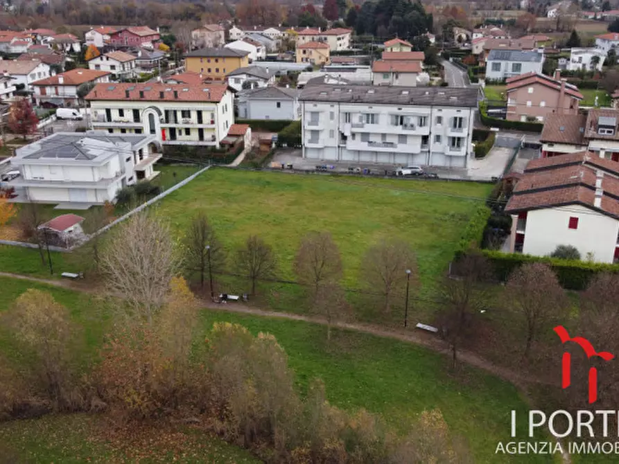 Immagine 3 di Terreno in vendita  a Salzano