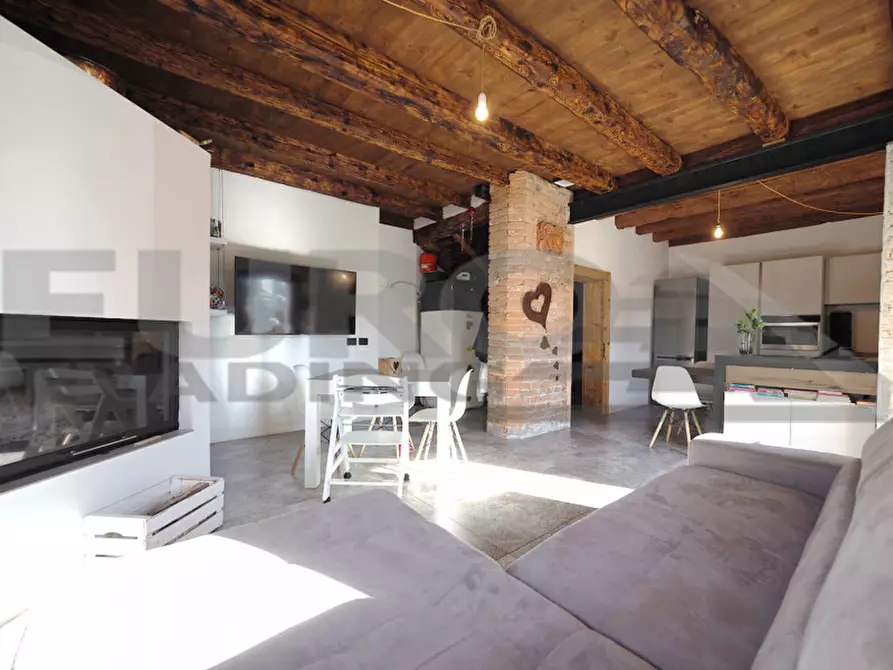 Immagine 5 di Casa bifamiliare in vendita  in Via Verdi a Scorzè