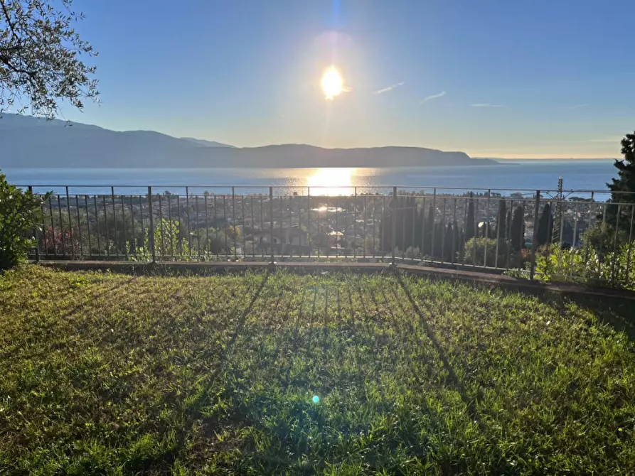 Immagine 6 di Appartamento in vendita  in Via Sant' Ambrogio a Toscolano-Maderno