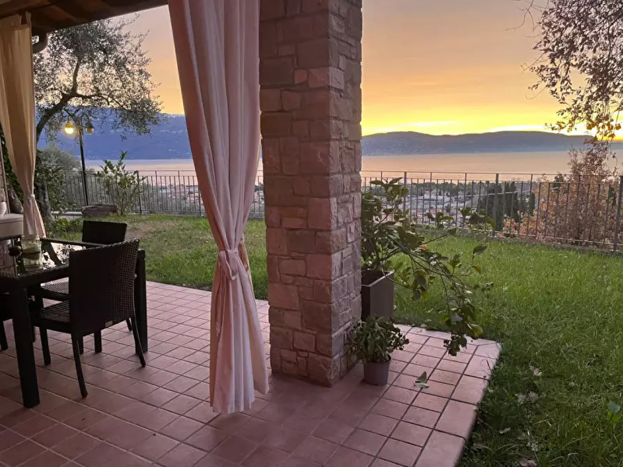 Immagine 17 di Appartamento in vendita  in Via Sant' Ambrogio a Toscolano-Maderno