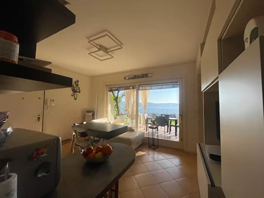 Immagine 23 di Appartamento in vendita  in Via Sant' Ambrogio a Toscolano-Maderno