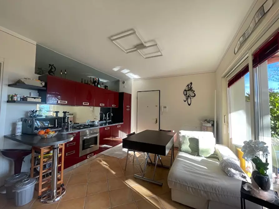 Immagine 25 di Appartamento in vendita  in Via Sant' Ambrogio a Toscolano-Maderno