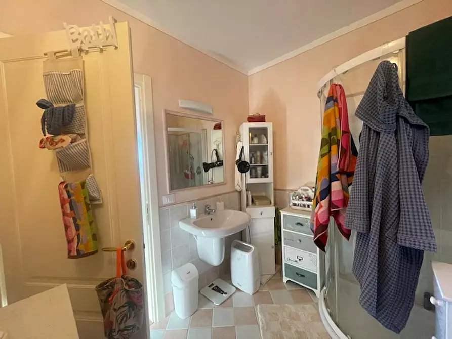 Immagine 43 di Appartamento in vendita  in Via Sant' Ambrogio a Toscolano-Maderno