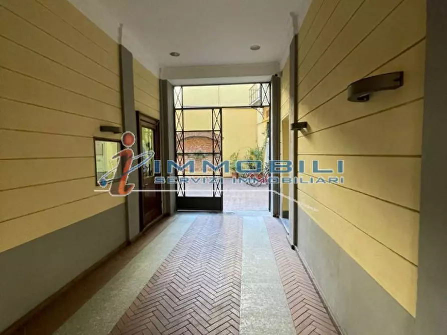 Immagine 11 di Appartamento in affitto  in VIA MELZO a Milano