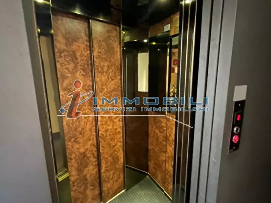 Immagine 13 di Appartamento in affitto  in VIA MELZO a Milano