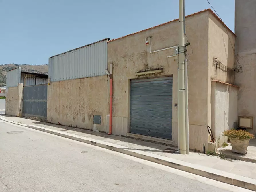 Immagine 1 di Capannone industriale in affitto  in via Circe, località Villa Rosina, N. 2 a Trapani