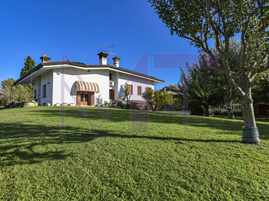 Immagine 1 di Villa in vendita  in Via Giuseppe Verdi a Ruda