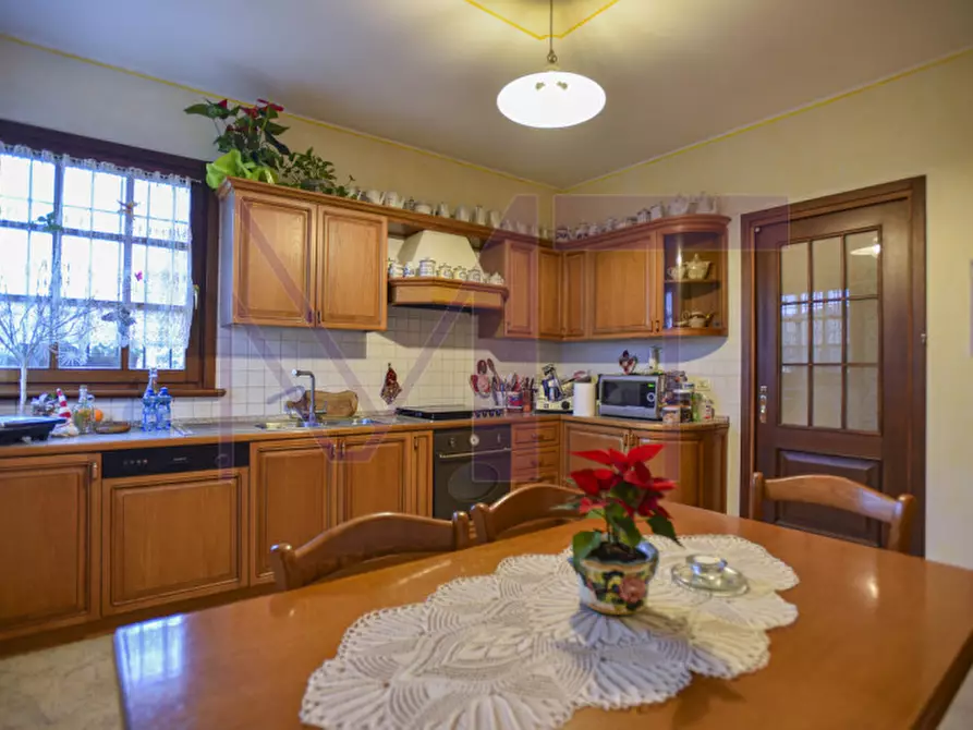 Immagine 9 di Villa in vendita  in Via Giuseppe Verdi a Ruda