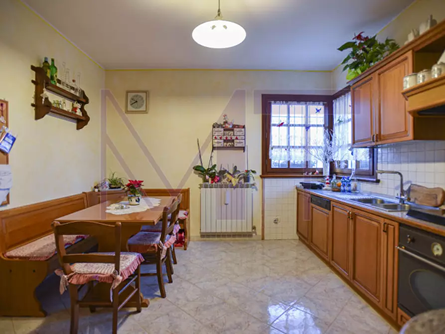 Immagine 10 di Villa in vendita  in Via Giuseppe Verdi a Ruda