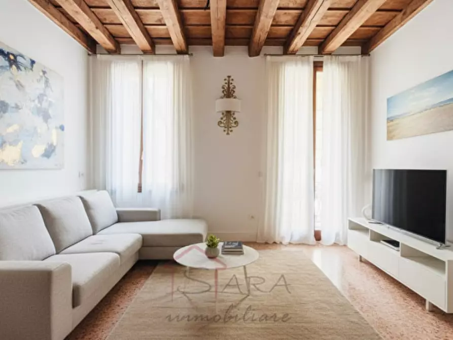 Immagine 1 di Casa indipendente in vendita  a Padova