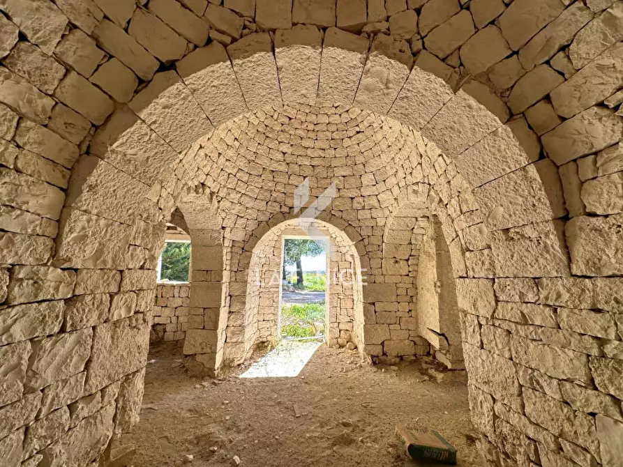 Immagine 18 di Rustico / casale in vendita  in via ostuni a Martina Franca