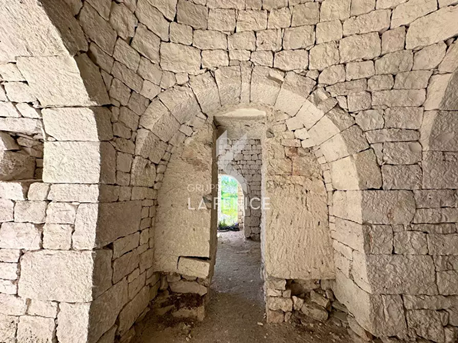 Immagine 21 di Rustico / casale in vendita  in via ostuni a Martina Franca