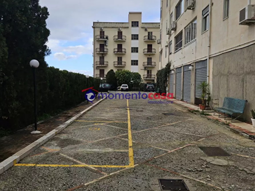 Immagine 22 di Appartamento in vendita  in via Maria Ausiliatrice a Reggio Di Calabria