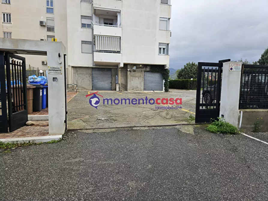 Immagine 25 di Appartamento in vendita  in via Maria Ausiliatrice a Reggio Di Calabria