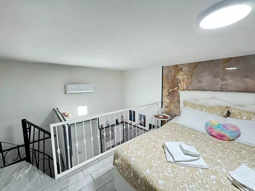 Immagine 5 di Appartamento in affitto  in strada della grazia a Napoli