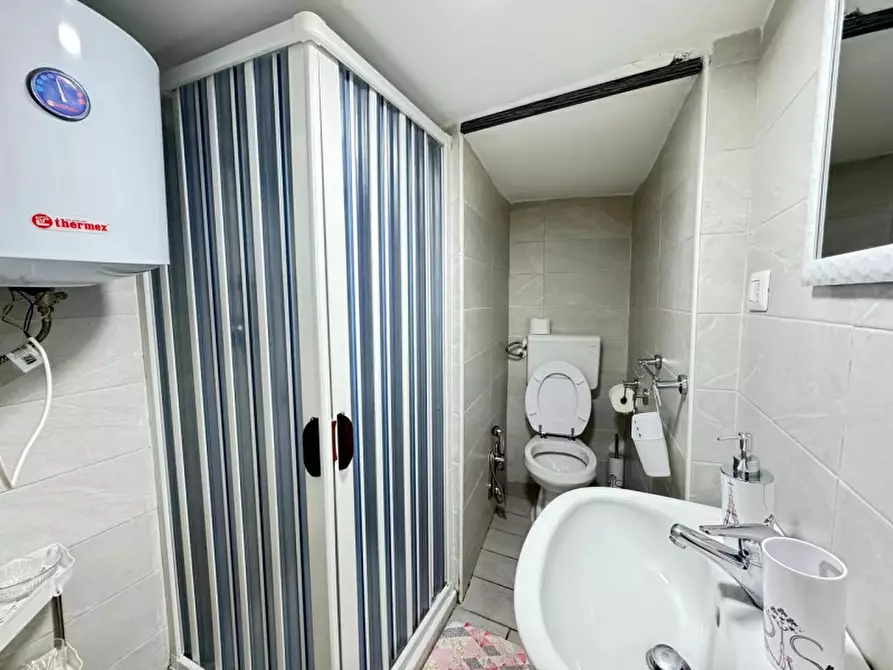 Immagine 9 di Appartamento in affitto  in strada della grazia a Napoli