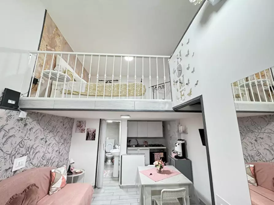 Immagine 30 di Appartamento in affitto  in strada della grazia a Napoli