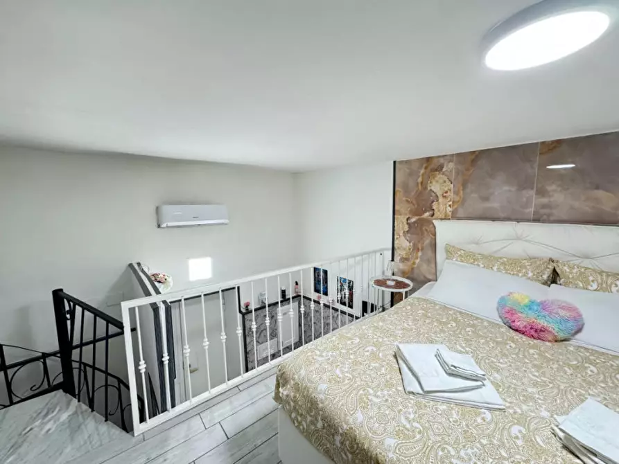 Immagine 35 di Appartamento in affitto  in strada della grazia a Napoli