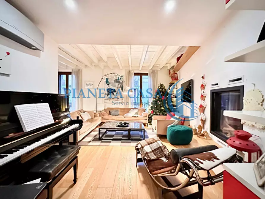 Immagine 4 di Appartamento in vendita  in Via Piero della Francesca 68 Milano a Milano