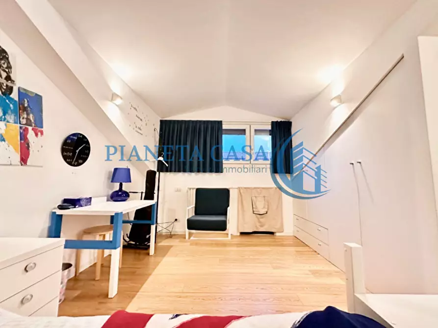 Immagine 5 di Appartamento in vendita  in Via Piero della Francesca 68 Milano a Milano