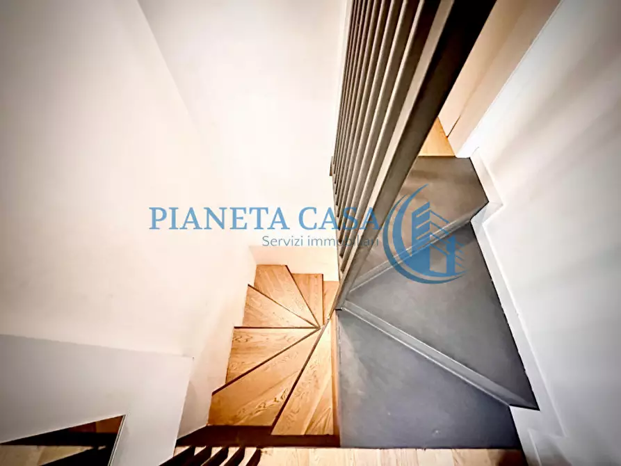 Immagine 10 di Appartamento in vendita  in Via Piero della Francesca 68 Milano a Milano