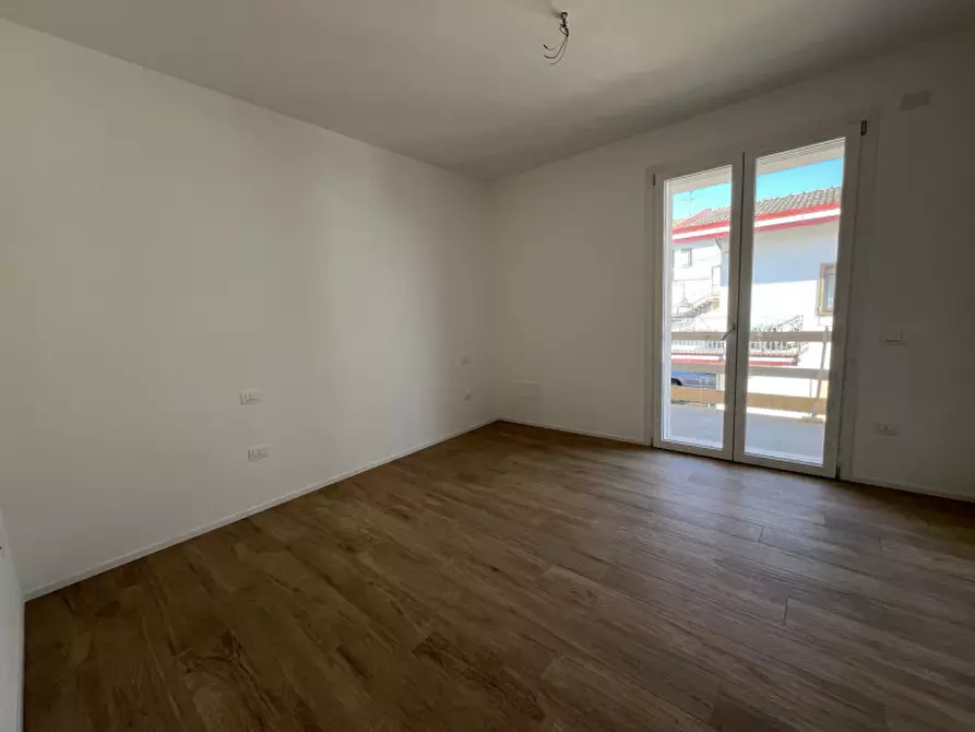 Immagine 14 di Appartamento in vendita  in Piazza Aurora a Jesolo