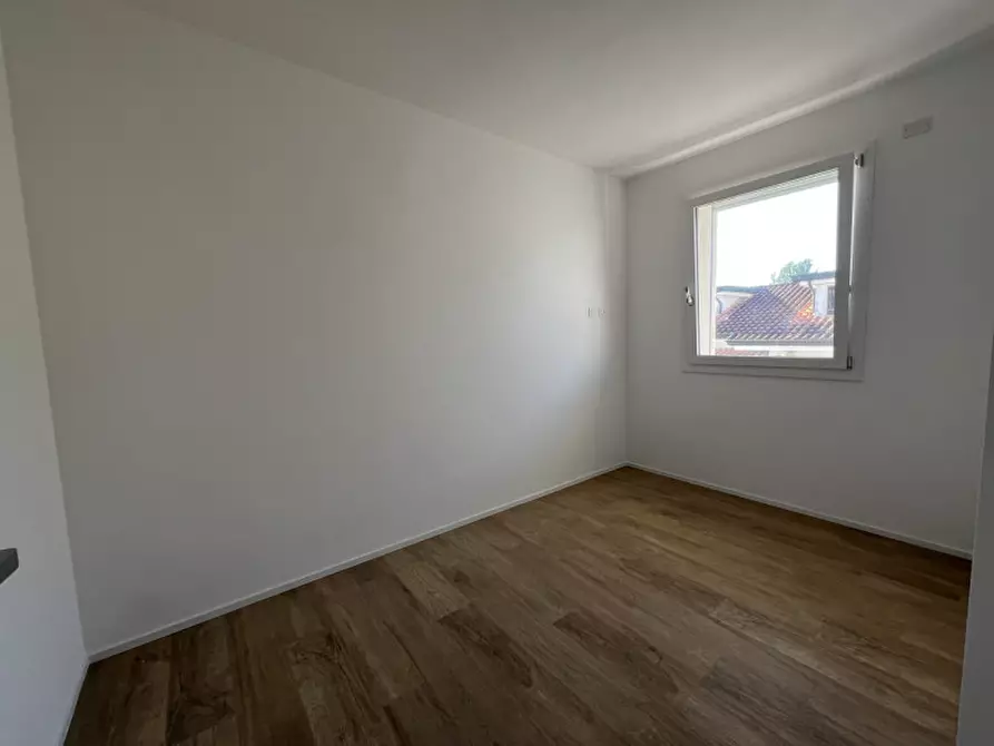 Immagine 22 di Appartamento in vendita  in Piazza Aurora a Jesolo