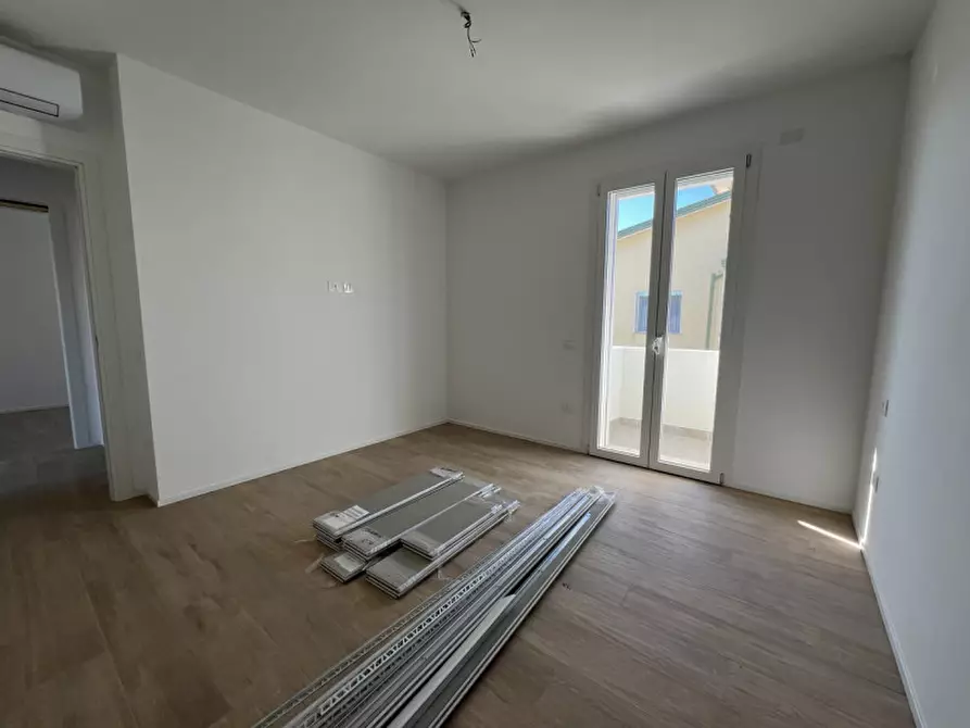 Immagine 27 di Appartamento in vendita  in Piazza Aurora a Jesolo