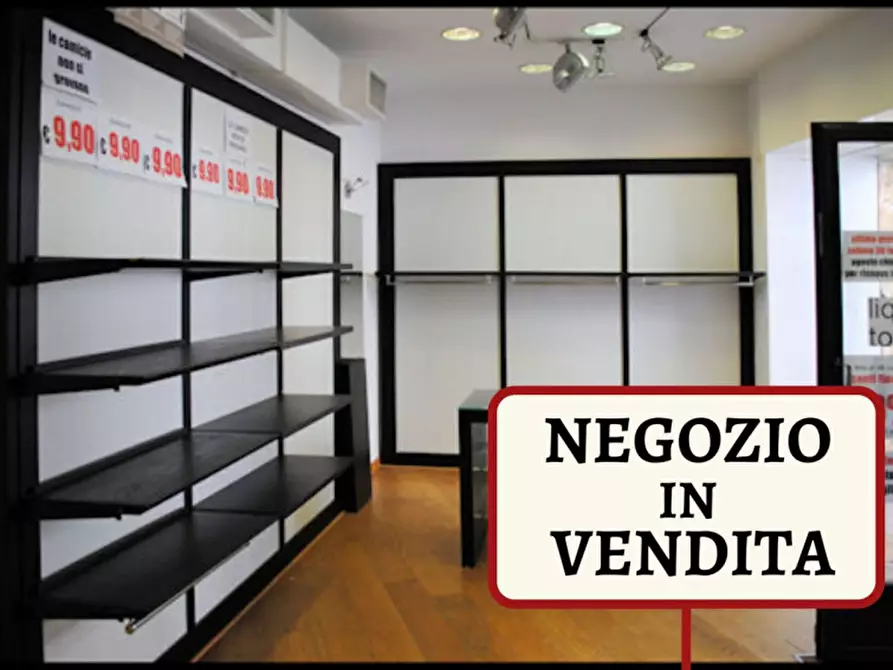 Immagine 1 di Negozio in vendita  a Este