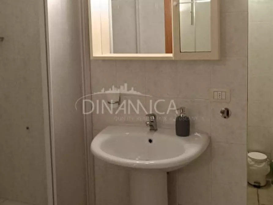 Immagine 34 di Villa in vendita  a Vinci