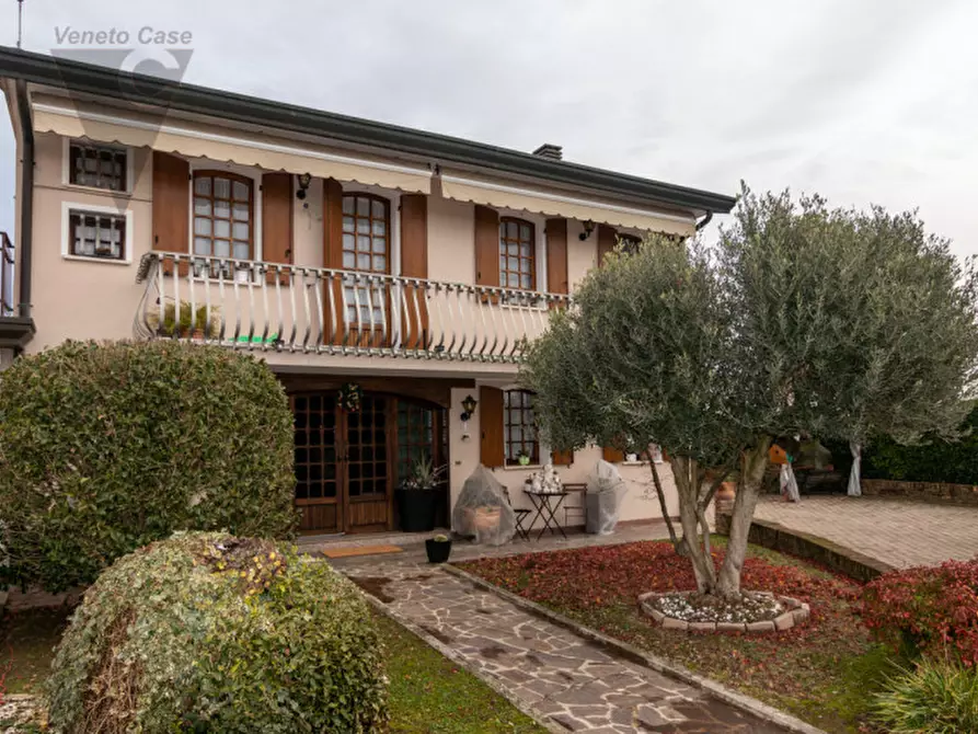 Immagine 1 di Casa indipendente in vendita  a Ponte San Nicolò