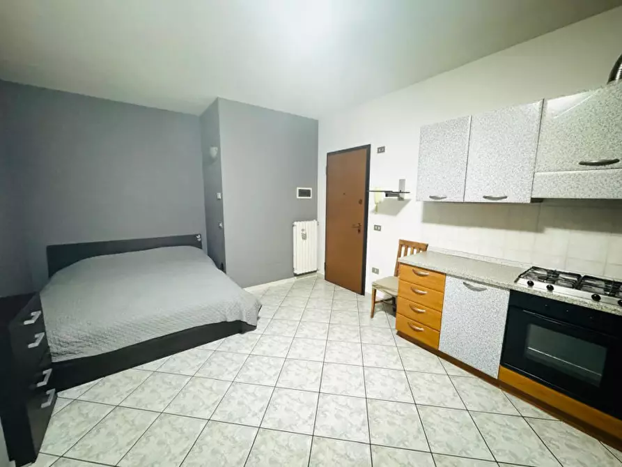 Immagine 3 di Appartamento in vendita  a Calvisano