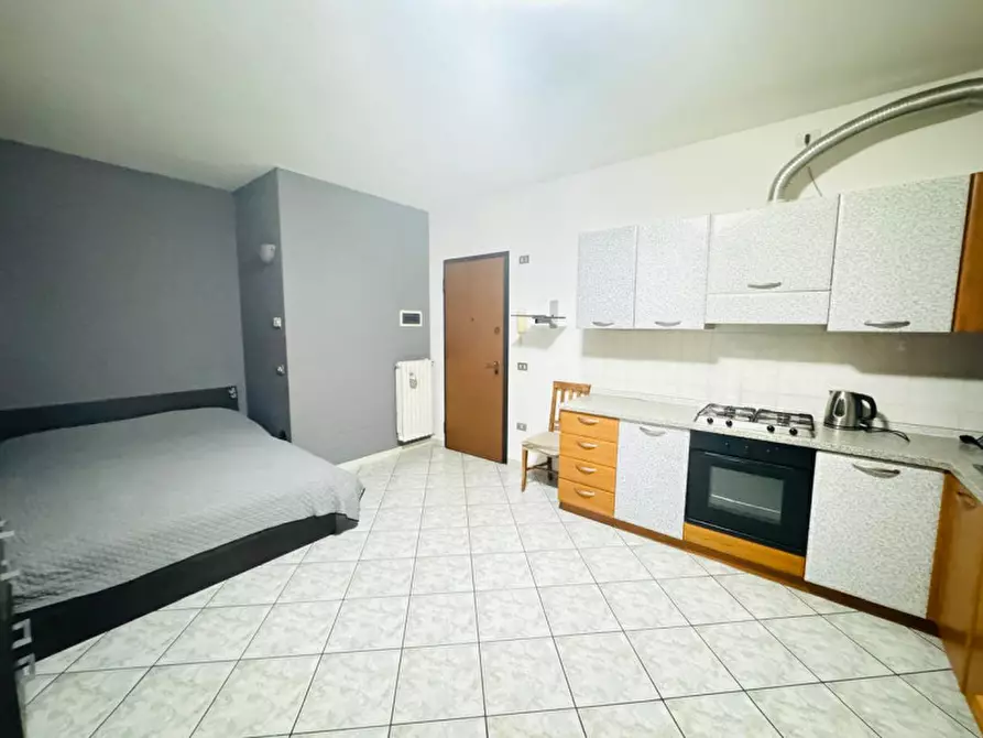 Immagine 5 di Appartamento in vendita  a Calvisano