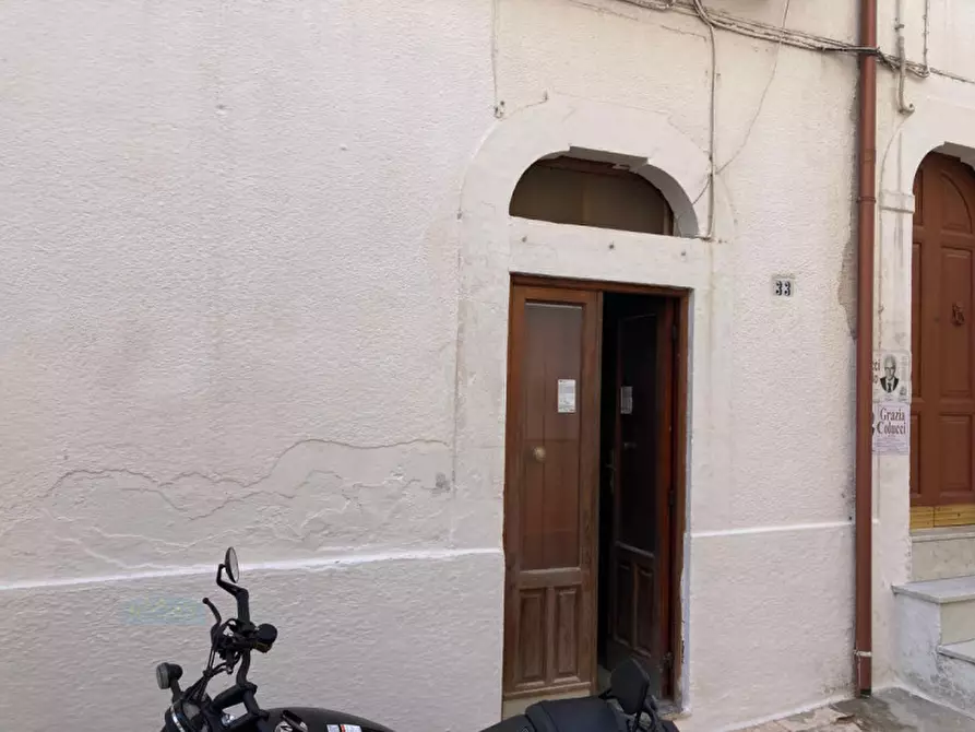 Immagine 1 di Casa indipendente in vendita  in Via Enrico Toti a Ceglie Messapico