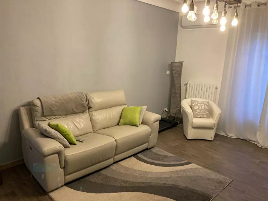 Immagine 3 di Appartamento in vendita  in Via Luigi Settembrini a Ceglie Messapico