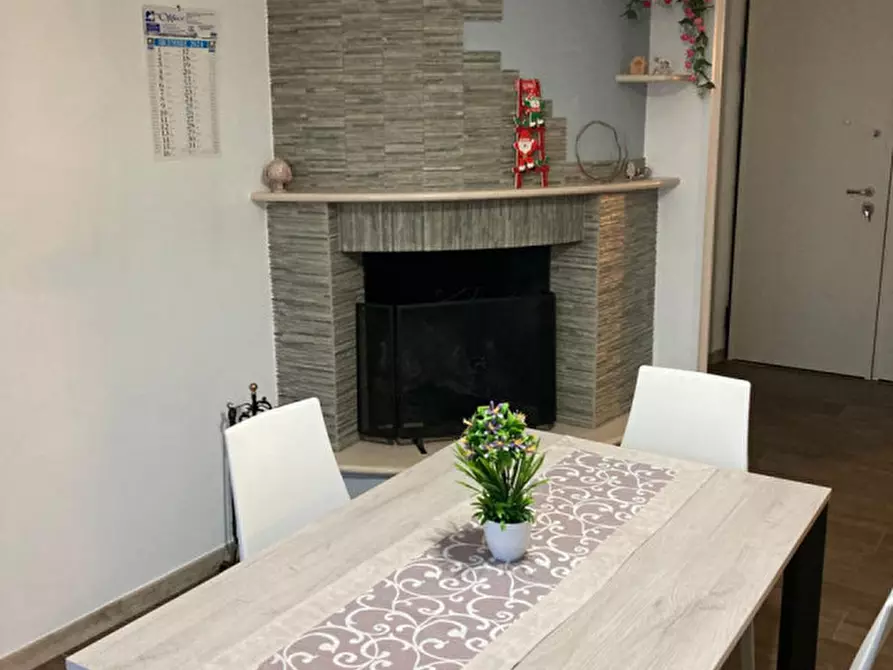 Immagine 5 di Appartamento in vendita  in Via Luigi Settembrini a Ceglie Messapico