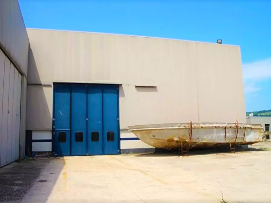 Immagine 5 di Appartamento in vendita  in Via Vittorio De Sica, N. 5-7 a Fiumicino