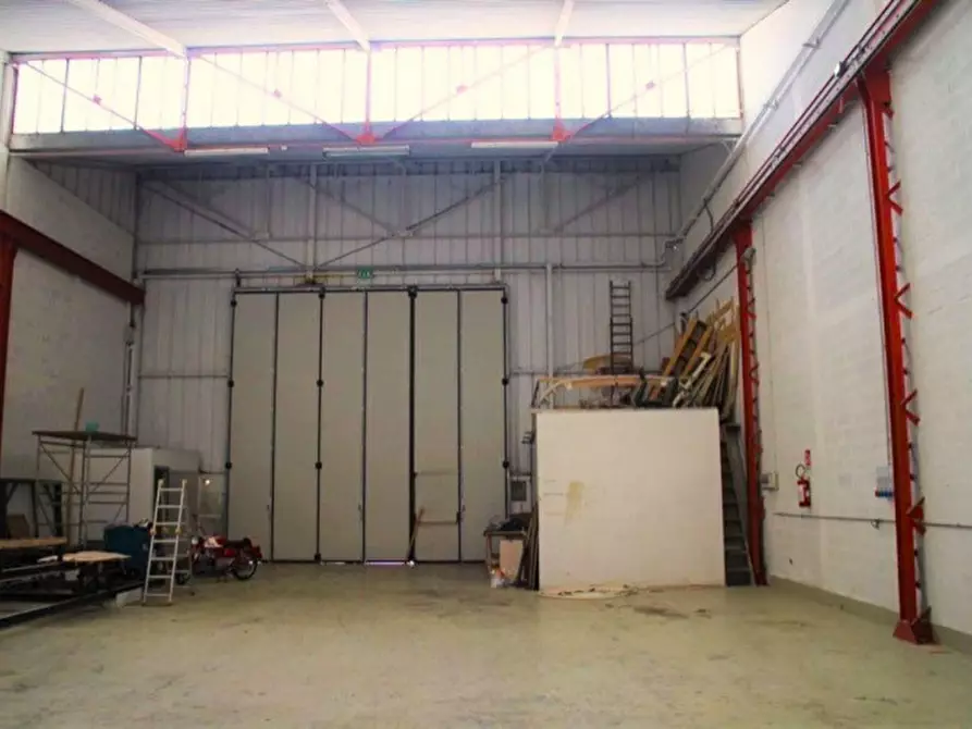 Immagine 11 di Appartamento in vendita  in Via Vittorio De Sica, N. 5-7 a Fiumicino