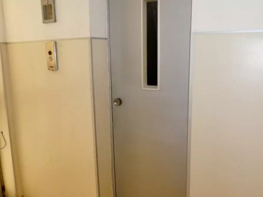 Immagine 21 di Appartamento in vendita  in via lago di lugano a Vicenza