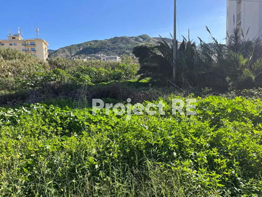 Immagine 17 di Terreno in vendita  in Stada Statale Jonica a Reggio Di Calabria