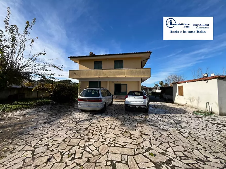 Immagine 3 di Villa in vendita  in via Lago di Fogliano a Nettuno