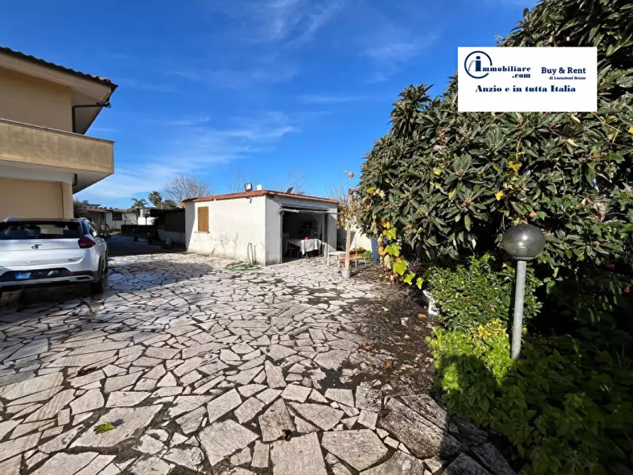 Immagine 35 di Villa in vendita  in via Lago di Fogliano a Nettuno
