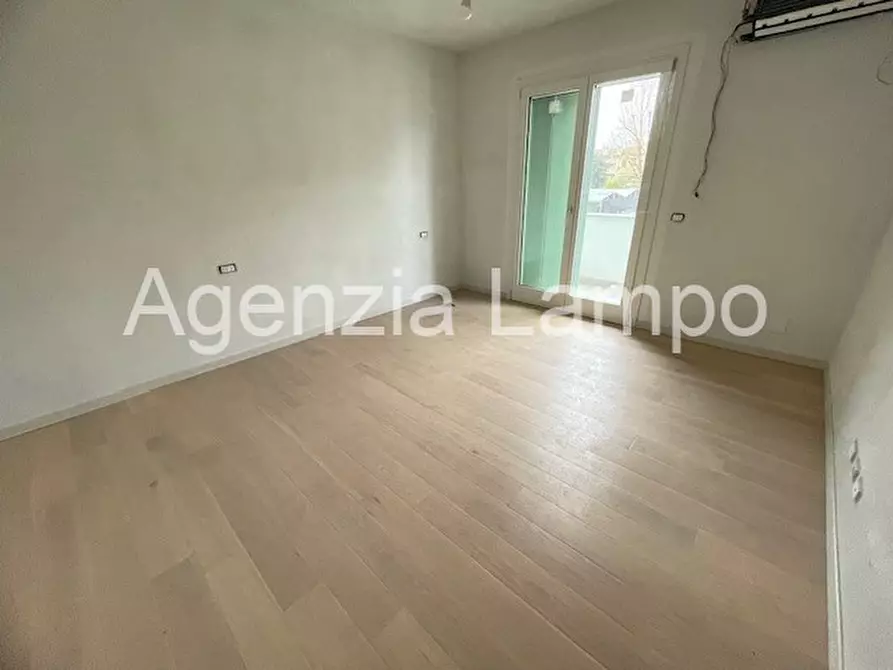 Immagine 10 di Villetta a schiera in vendita  in Via Fiorita a Cordovado