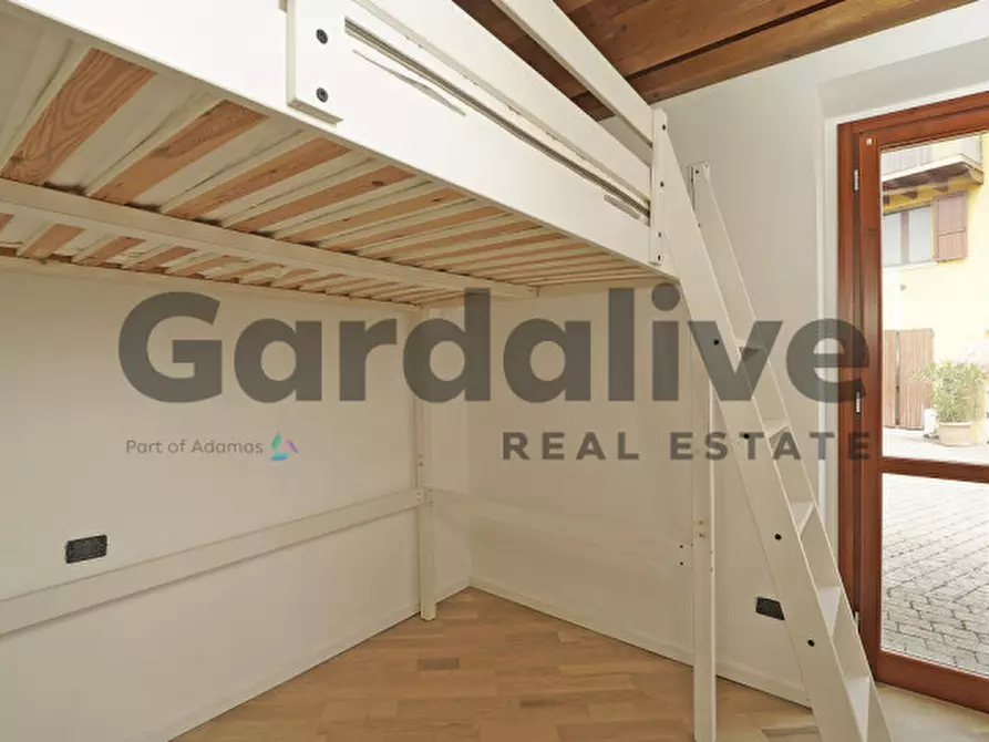 Immagine 2 di Appartamento in vendita  in Via capo di sopra, 10 a Puegnago Sul Garda