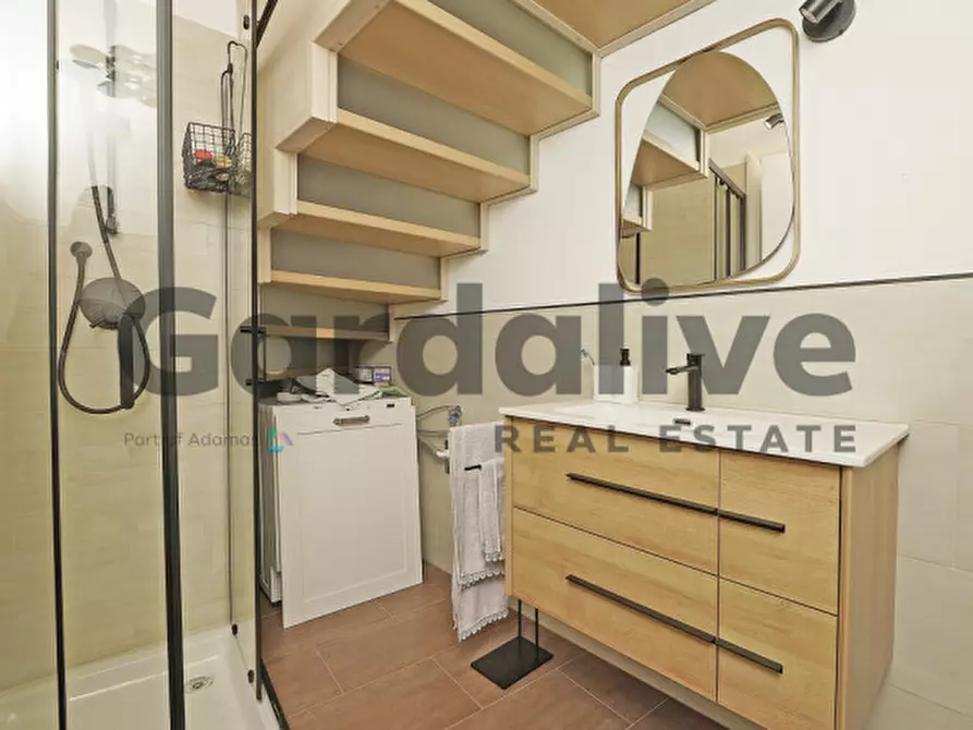 Immagine 10 di Appartamento in vendita  in Via capo di sopra, 10 a Puegnago Sul Garda