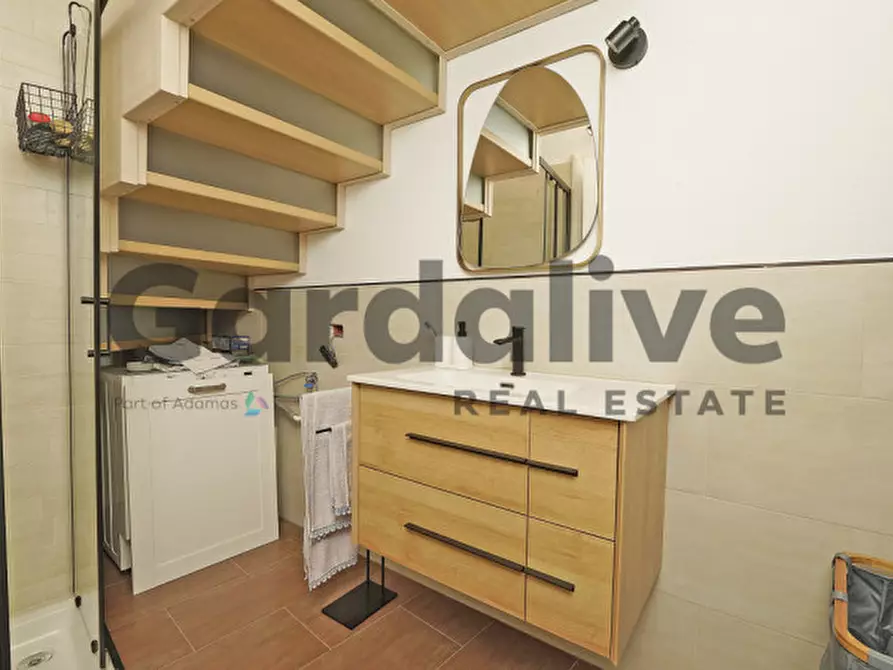 Immagine 11 di Appartamento in vendita  in Via capo di sopra, 10 a Puegnago Sul Garda